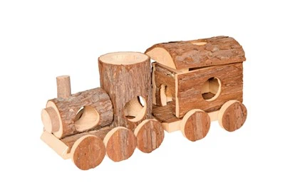 Bark Wood Gine Domuzu Tren Şeklindeki Ev